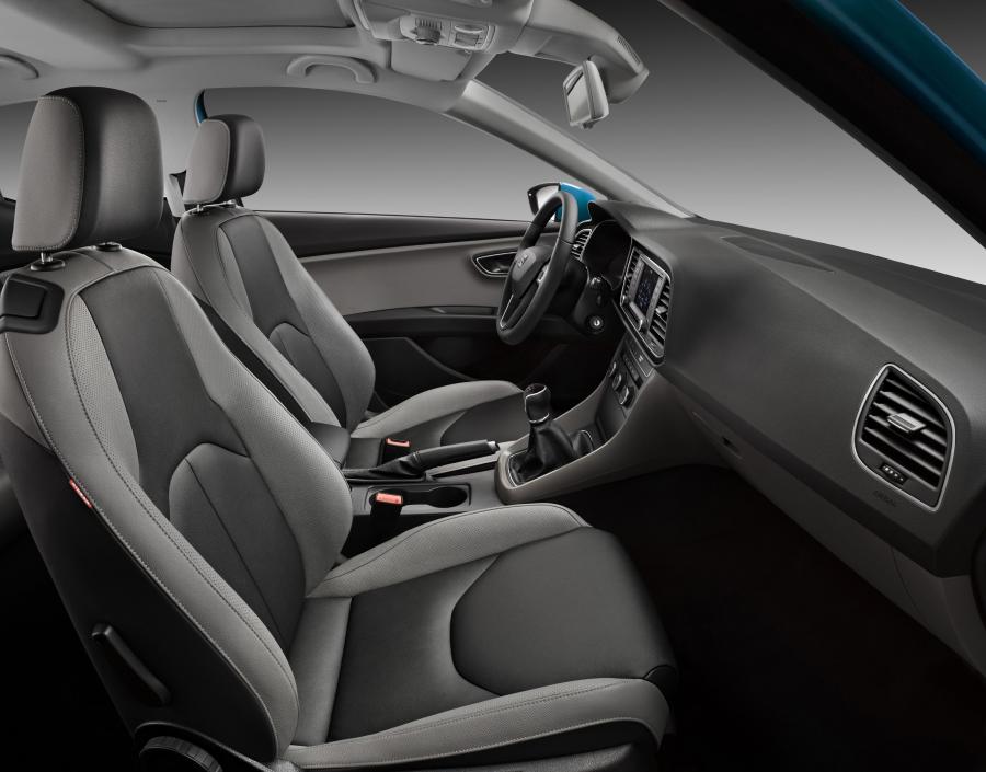  Seat Leon SC FR 2013 года  (фото 3 из 9)